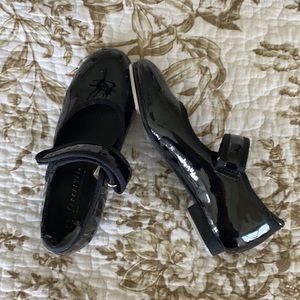 Tap shoes